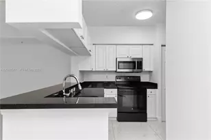17100 N Bay Rd, Sunny Isles Beach, FL 33160 - Photo 5