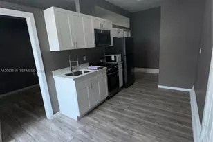 27667 SW 133rd Pl, Homestead, FL 33032 - Photo 3