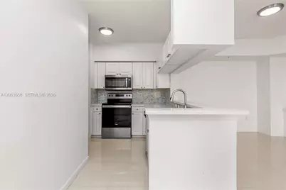 17100 N Bay Rd #1712, Sunny Isles Beach, FL 33160 - Photo 25