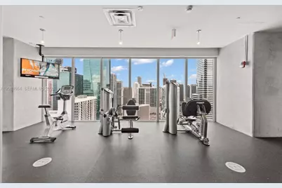 151 SE 1st St #1910, Miami, FL 33131 - Photo 21