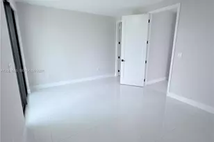12368 SW 219th St, Miami, FL 33170 - Photo 15