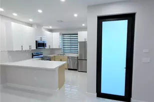12368 SW 219th St, Miami, FL 33170 - Photo 9
