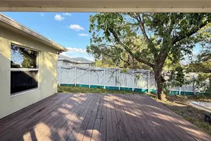 1018 Foster Rd, Hallandale Beach, FL 33009 - Photo 19