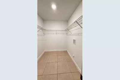 1018 Foster Rd, Hallandale Beach, FL 33009 - Photo 19