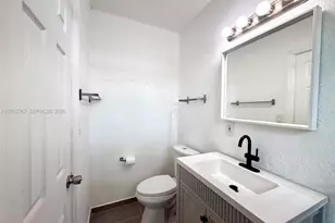 341 N 66th Ave, Hollywood, FL 33024 - Photo 11