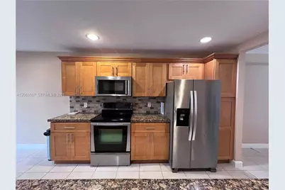 2750 N 34th Ave #9D, Hollywood, FL 33021 - Photo 7