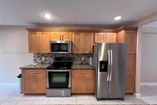 2750 N 34th Ave, Hollywood, FL 33021 - Photo 7
