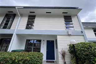 2750 N 34th Ave, Hollywood, FL 33021 - Photo 1