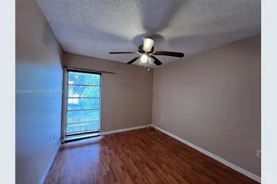 2750 N 34th Ave #9D, Hollywood, FL 33021 - Photo 37