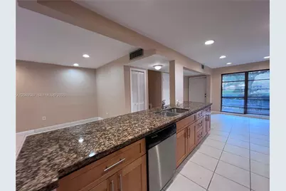 2750 N 34th Ave #9D, Hollywood, FL 33021 - Photo 23
