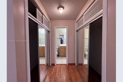 2750 N 34th Ave #9D, Hollywood, FL 33021 - Photo 43