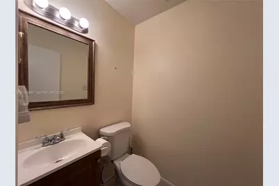 2750 N 34th Ave #9D, Hollywood, FL 33021 - Photo 11