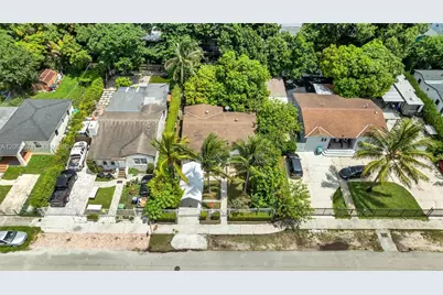 2001 NW 51st St, Miami, FL 33142 - Photo 33