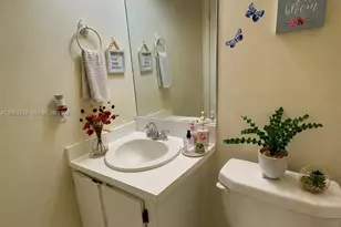 633 N University Dr, Plantation, FL 33324 - Photo 5