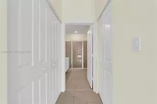 8167 NW 41st St, Doral, FL 33166 - Photo 23
