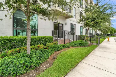8167 NW 41st St #E-110, Doral, FL 33166 - Photo 1