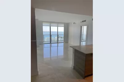 1300 Brickell Bay Dr #3204, Miami, FL 33131 - Photo 1