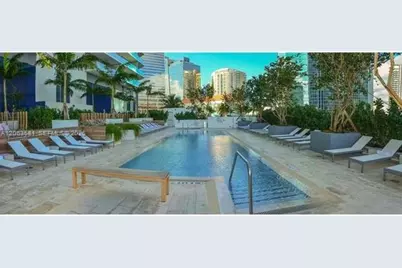1300 Brickell Bay Dr #3204, Miami, FL 33131 - Photo 13