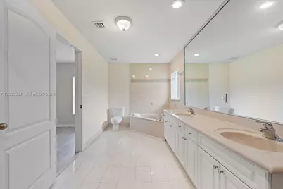 32361 SW 202nd Pl, Homestead, FL 33030 - Photo 21