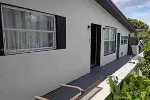 3206 SW 47th Ave, West Park, FL 33023 - Photo 11