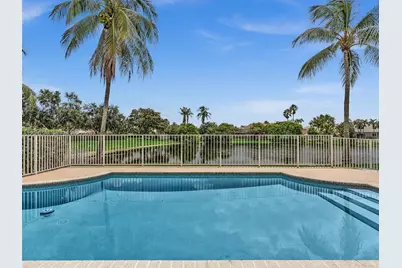 1385 NW 192nd Ter, Pembroke Pines, FL 33029 - Photo 21