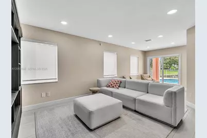 1385 NW 192nd Ter, Pembroke Pines, FL 33029 - Photo 17