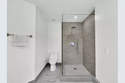 1385 NW 192nd Ter, Pembroke Pines, FL 33029 - Photo 31