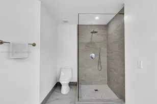 1385 NW 192nd Terrace, Pembroke Pines, FL 33029 - Photo 31