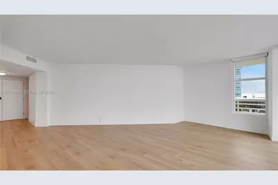 555 NE 34th St #401, Miami, FL 33137 - Photo 9