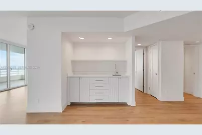 555 NE 34th St #401, Miami, FL 33137 - Photo 7