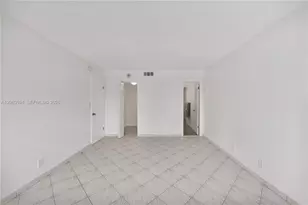 1825 S Ocean Dr, Hallandale Beach, FL 33009 - Photo 19