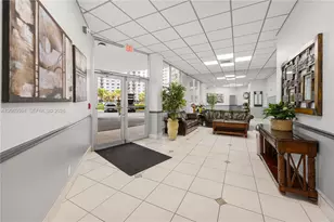 1825 S Ocean Dr, Hallandale Beach, FL 33009 - Photo 29