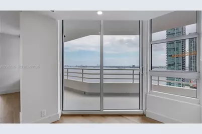 555 NE 34th St #1801, Miami, FL 33137 - Photo 17