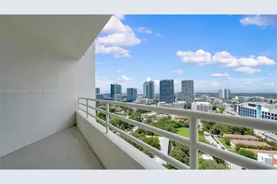 555 NE 34th St #1910, Miami, FL 33137 - Photo 15