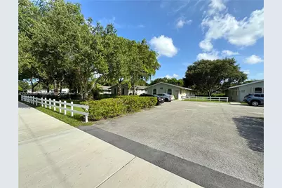 5637 Taft St #5637, Hollywood, FL 33021 - Photo 11