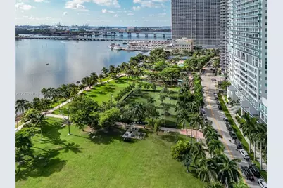 1900 N Bayshore Dr #3917, Miami, FL 33132 - Photo 15