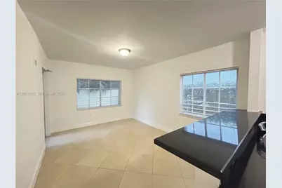 1034 Lenox Ave #10, Miami Beach, FL 33139 - Photo 7