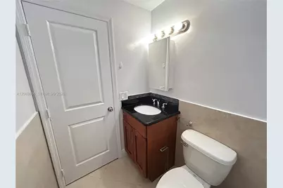 2880 Pine Tree Dr #10, Miami Beach, FL 33140 - Photo 11