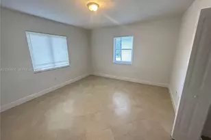2880 Pine Tree Dr, Miami Beach, FL 33140 - Photo 15