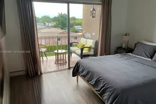 9437 SW 76th St, Miami, FL 33173 - Photo 5