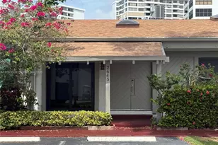 2645 S Parkview Dr, Hallandale Beach, FL 33009 - Photo 1
