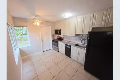 314 SW 1st St #., Boca Raton, FL 33432 - Photo 9