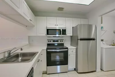 2813 Grande Pkwy #301, Palm Beach Gardens, FL 33410 - Photo 3