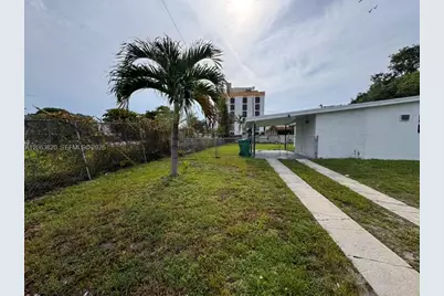 18331 NW 2nd Ct, Miami Gardens, FL 33169 - Photo 25