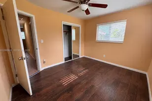18331 NW 2nd Ct, Miami Gardens, FL 33169 - Photo 11