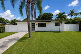 1141 NE 166th St, North Miami Beach, FL 33162 - Photo 1