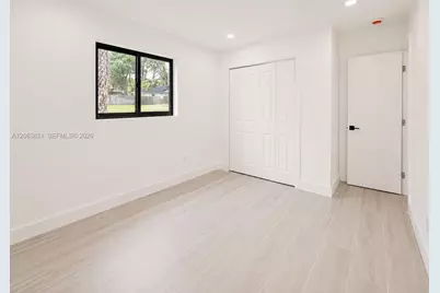 1141 NE 166th St, North Miami Beach, FL 33162 - Photo 9