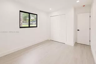 1141 NE 166th St, North Miami Beach, FL 33162 - Photo 9