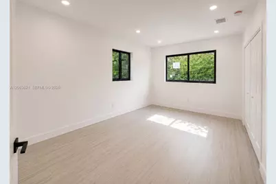 1141 NE 166th St, North Miami Beach, FL 33162 - Photo 7