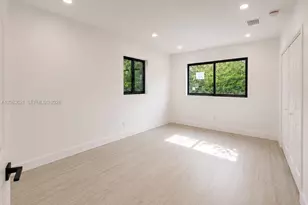 1141 NE 166th St, North Miami Beach, FL 33162 - Photo 7